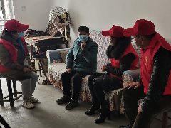 公車公司開展學習雷鋒，關愛孤寡老人 志愿服務活動