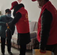 公車公司開展學習雷鋒，關愛孤寡老人 志愿服務活動